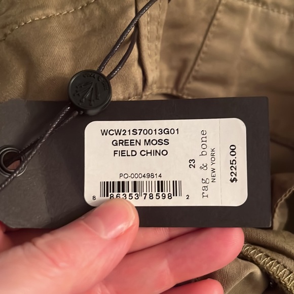 NWT rag & bone Green Moss Field High Rise
Chino Pants Size 23 (fits like 24) - Picture 15 of 16